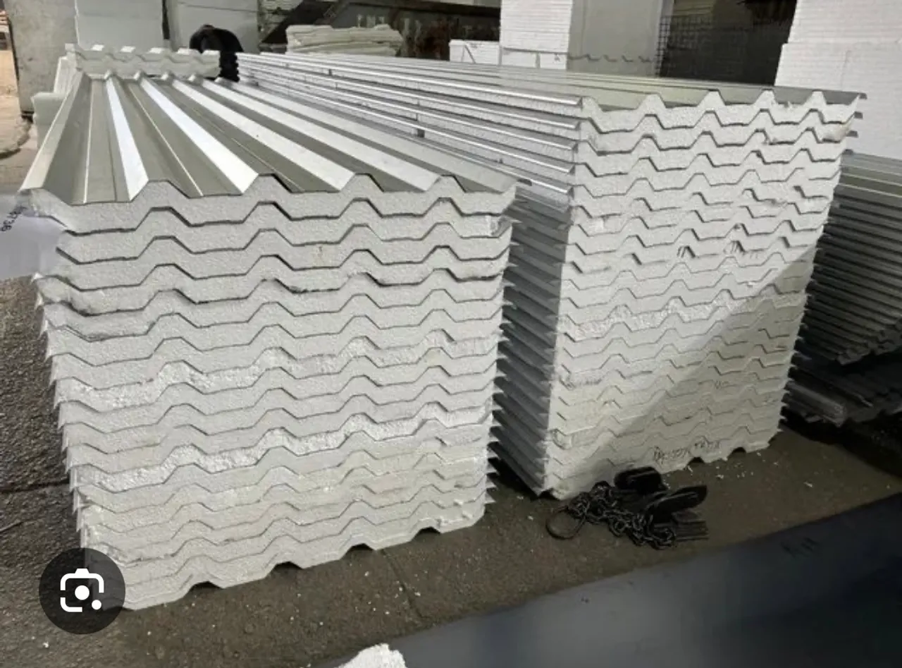 Telhas Termoacústicas para Construção