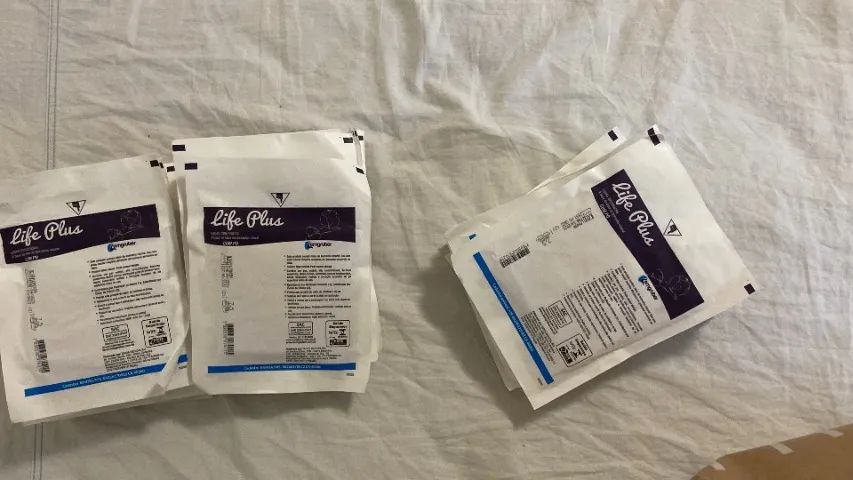 Luvas cirúrgicas a base de látex de borracha natural. Tamanho 7,5 - Foto 3