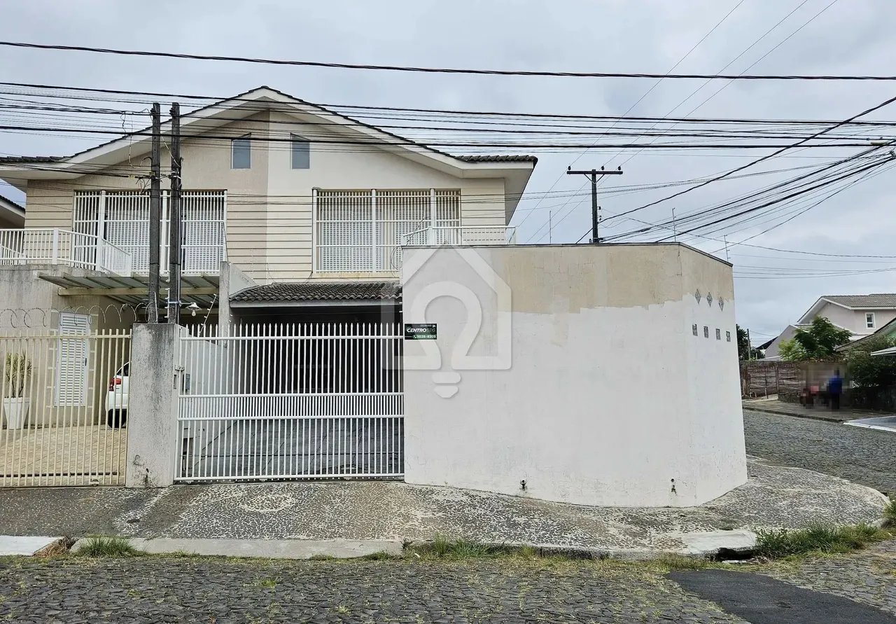 SOBRADO PARA LOCAÇÃO EM ÓRFÃS
