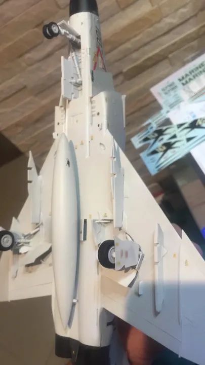 Avião F-4 Phanton 1/48 Hasegawa - Foto 2