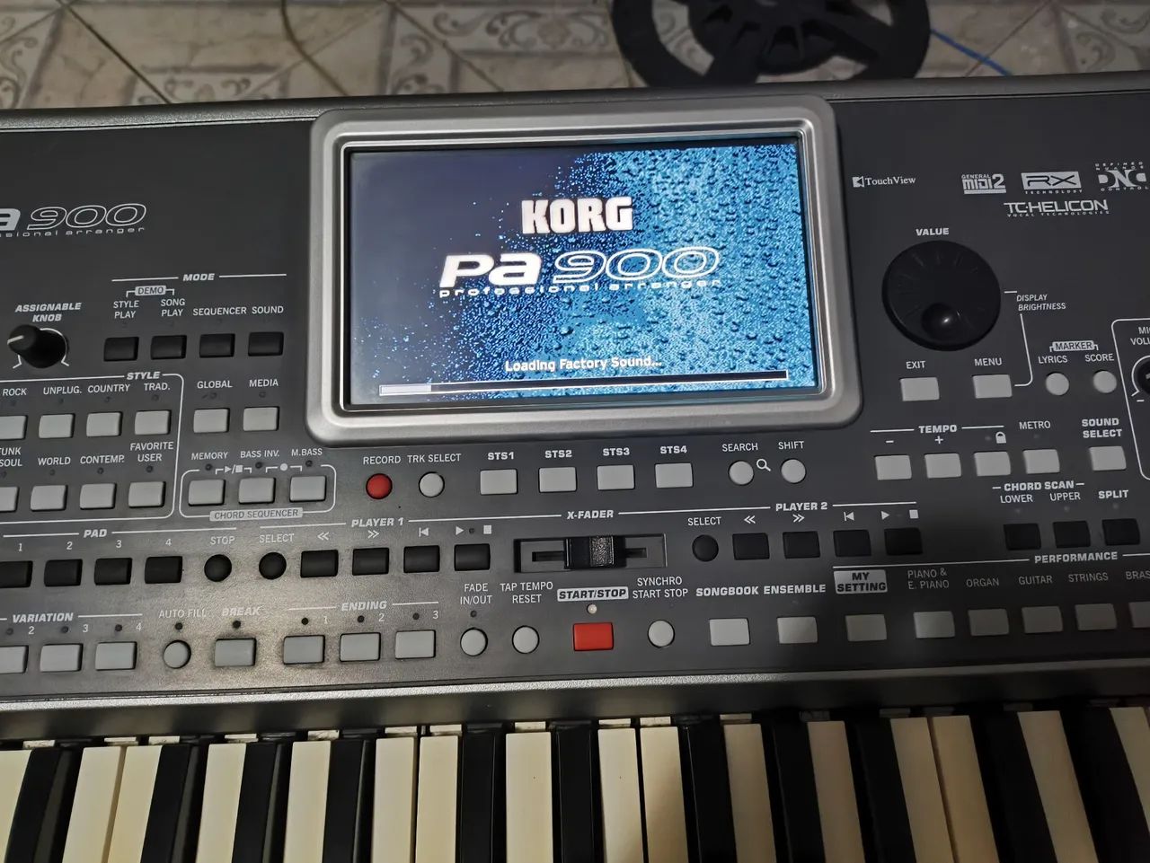 Teclado Arranjador Korg Pa900 Profissional - Equipamentos e