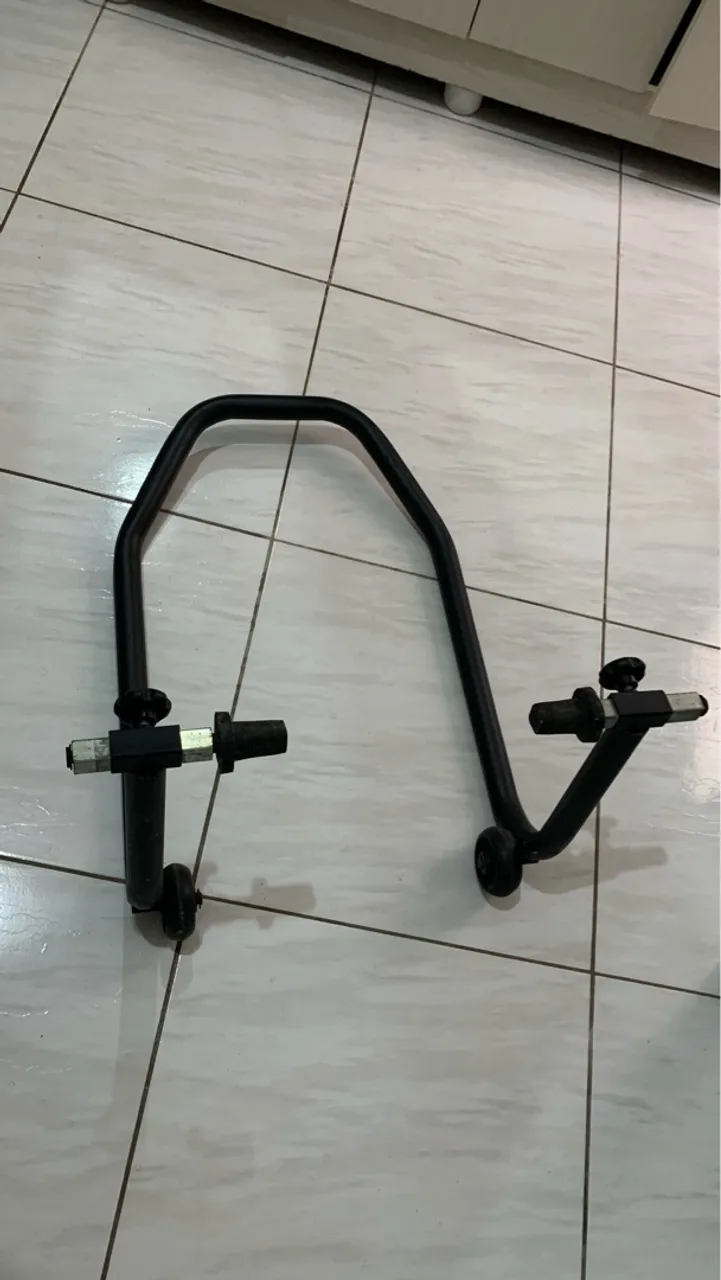 Suporte Traseiro Universal para Motocicleta - Excelente Estado