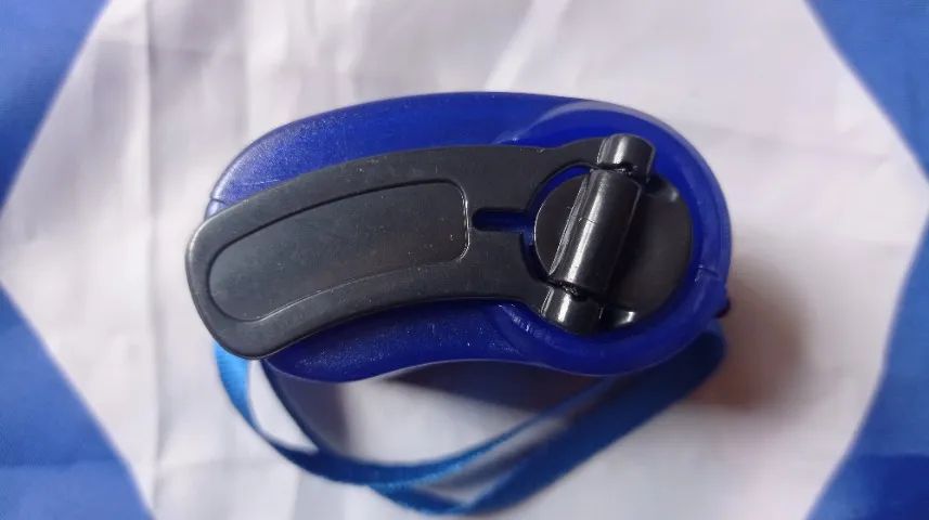 Carregador de emergência com manivela  - Foto 4