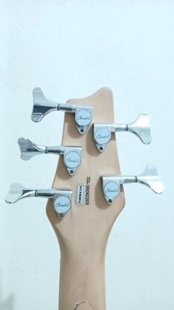 Baixo Condor 5 cordas troco - Foto 5