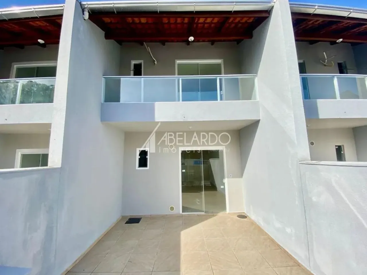 SOBRADO COM DOIS DORMITÓRIOS - BAIRRO ITOUPAVA CENTRAL