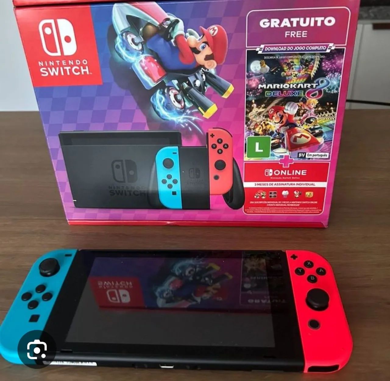 Nintendo Switch com Mario Kart 8 Deluxe