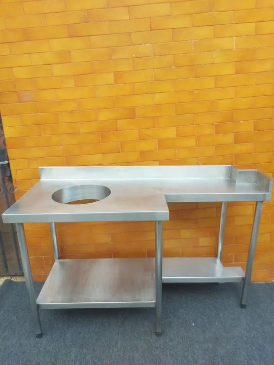Mesa de aço inox para restaurante