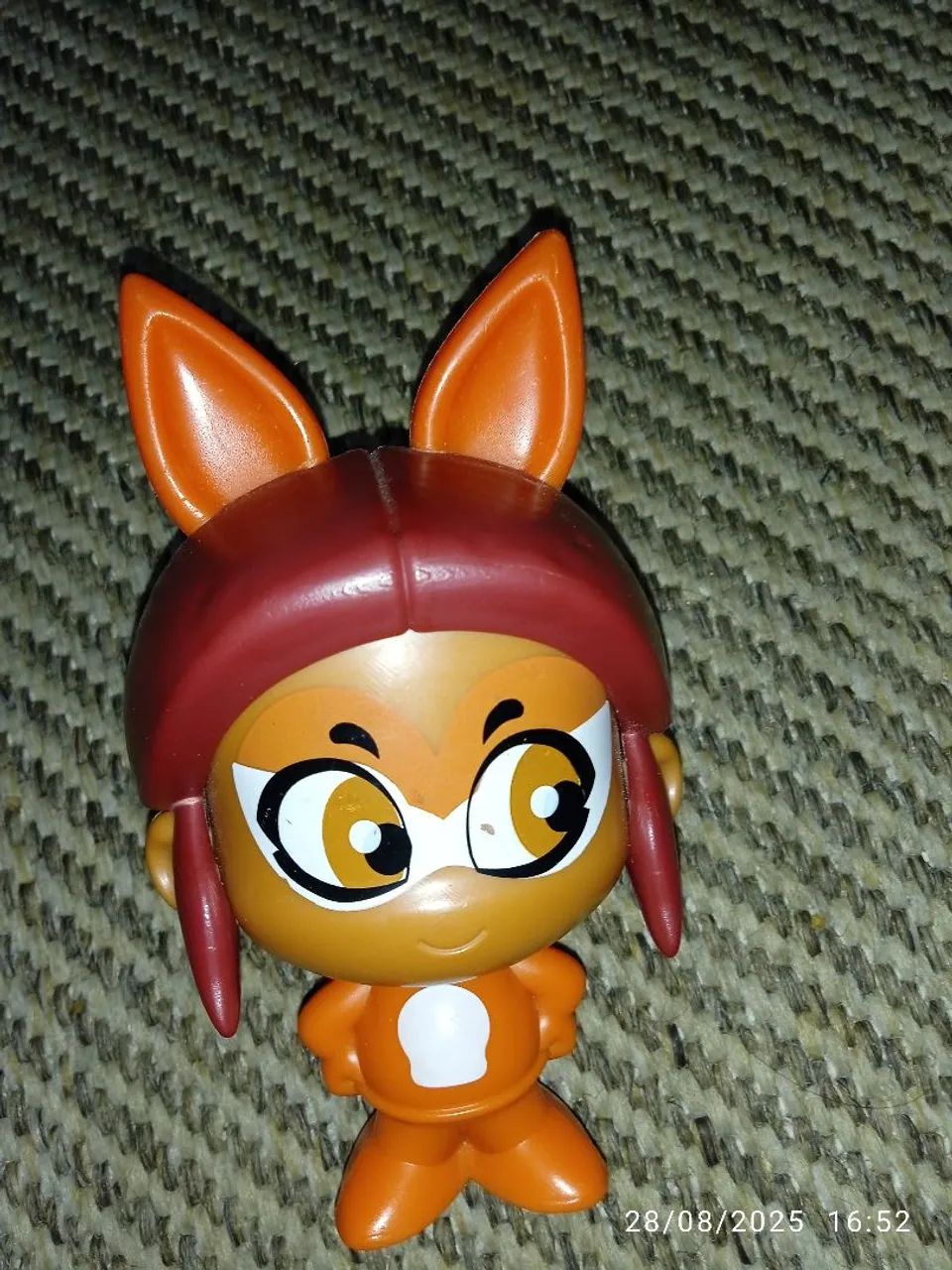 Boneca Rena Rouge Miraculous 2024
