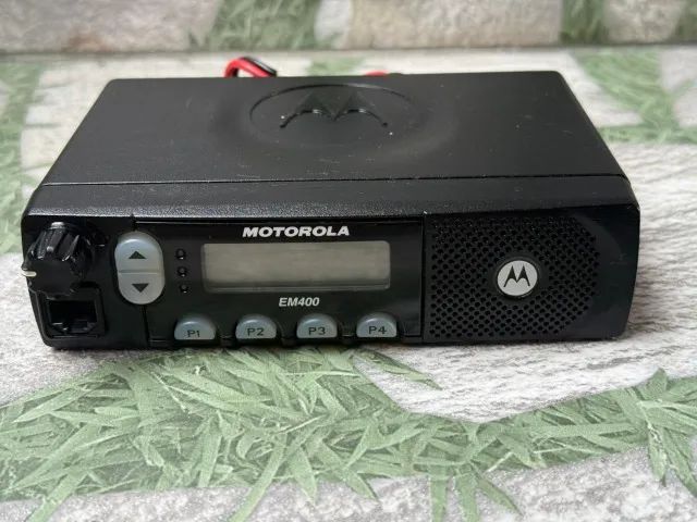 Radio Motorola EM400 VHF
