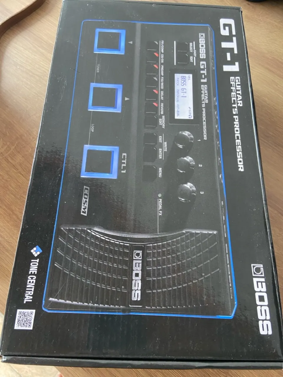 BOSS GT-1 Guitar Effects Processor