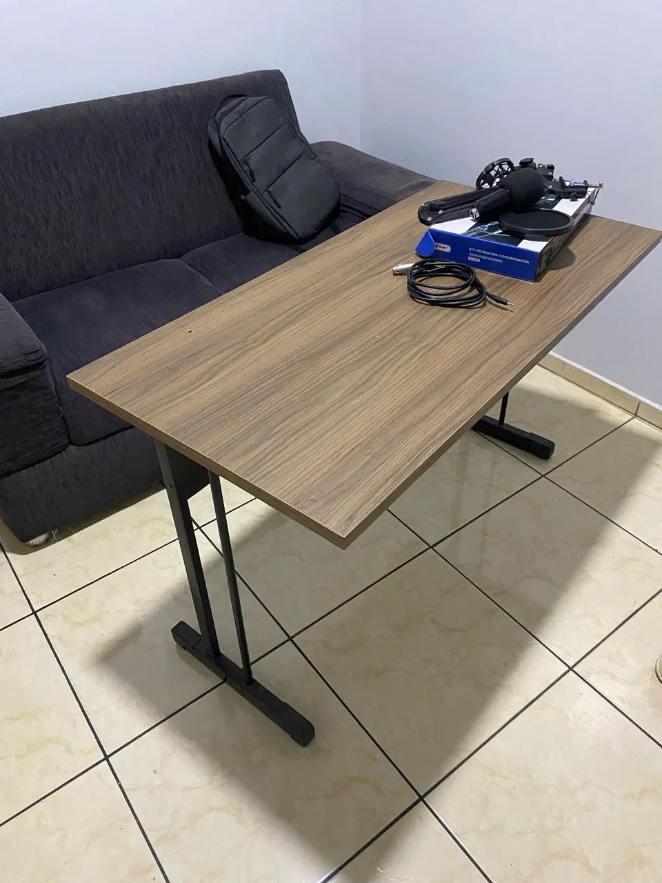 Vendo essa mesa de ecriu