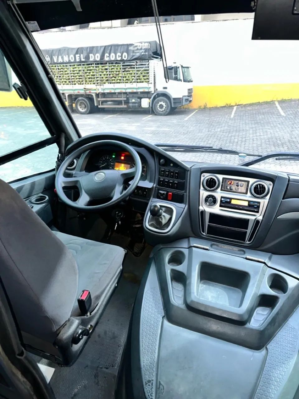 MICROÔNIBUS VOLARE DW9 2015 EXECUTIVO  - Foto 3