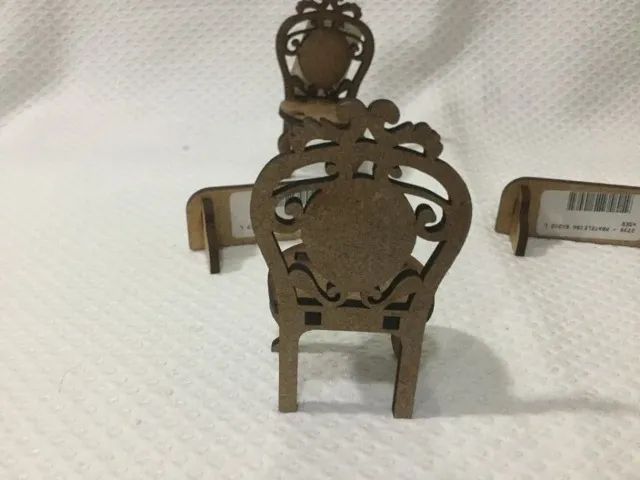 Miniaturas MDF 2 Cadeiras Colonial + 2 Prateleiras Suspensas - Foto 3
