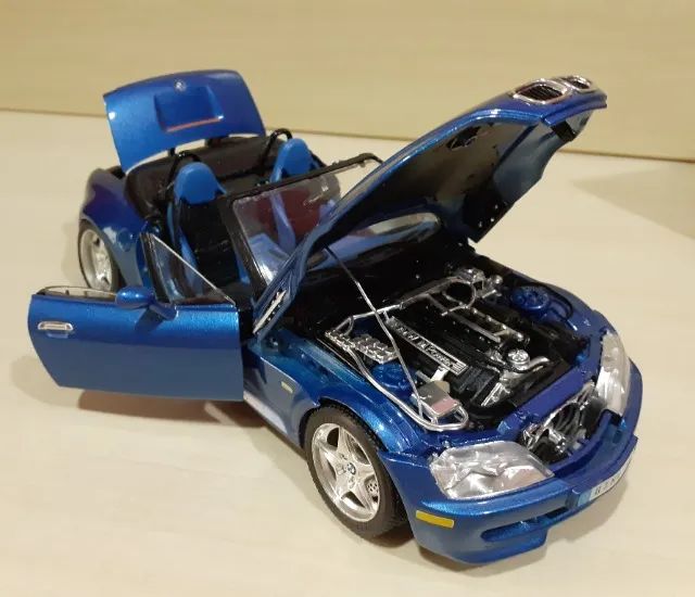 Miniatura Bmw Z3 M Roadster 1996 1/18 Burago - Hobbies e coleções