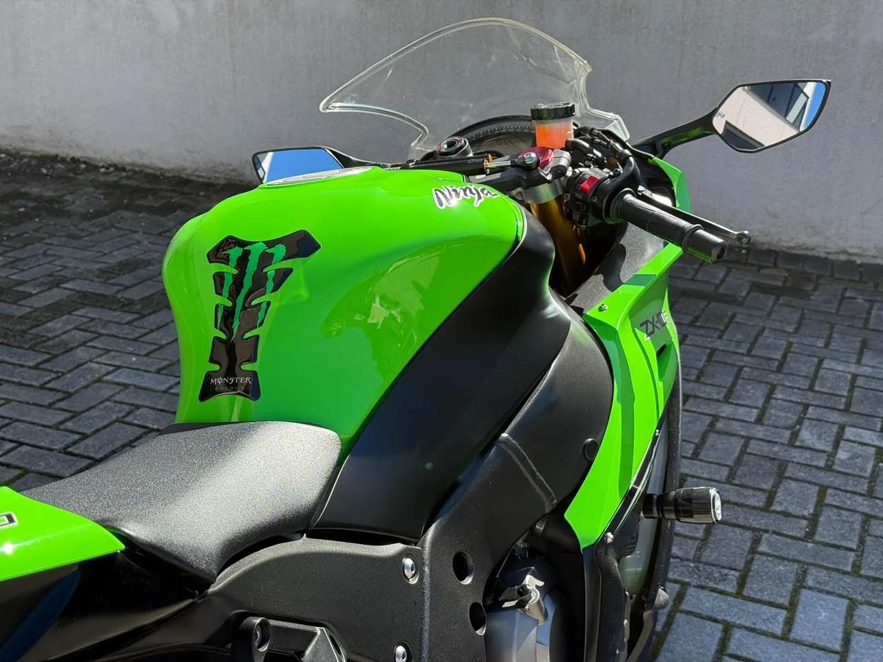 Kawasaki Zx-10/ Zx-10r 1000cc 2014 - 1439579492 | OLX