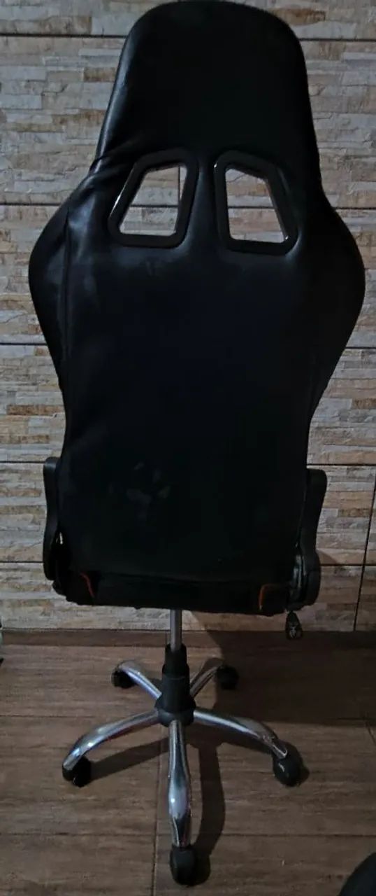 Cadeira GAMER USADA Marca CT - Foto 3