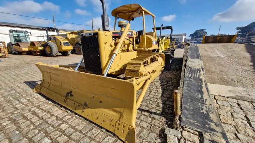 Trator de esteira CAT D5B  - Foto 3