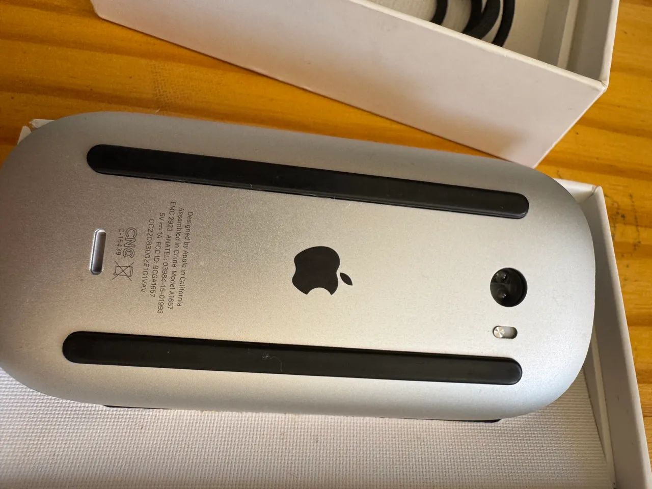 Magic Mouse 2 - cinza espacial - Periféricos e Acessórios de