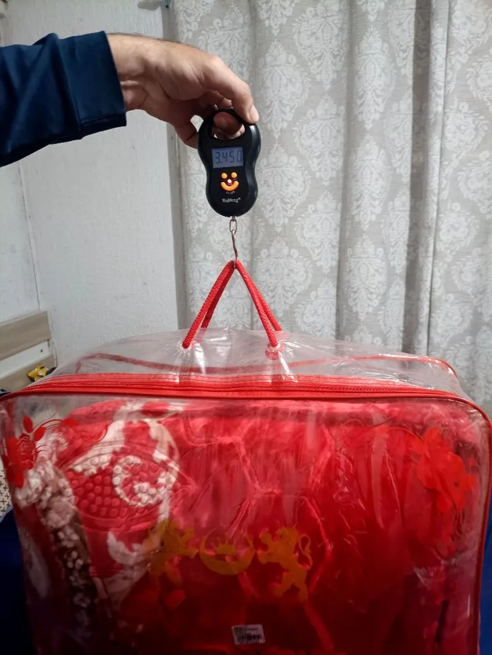 R$239.99 cobertor kamamya cobertor casal 2x2,40 vermelho GG grande grosso 3,5kilos - Foto 4