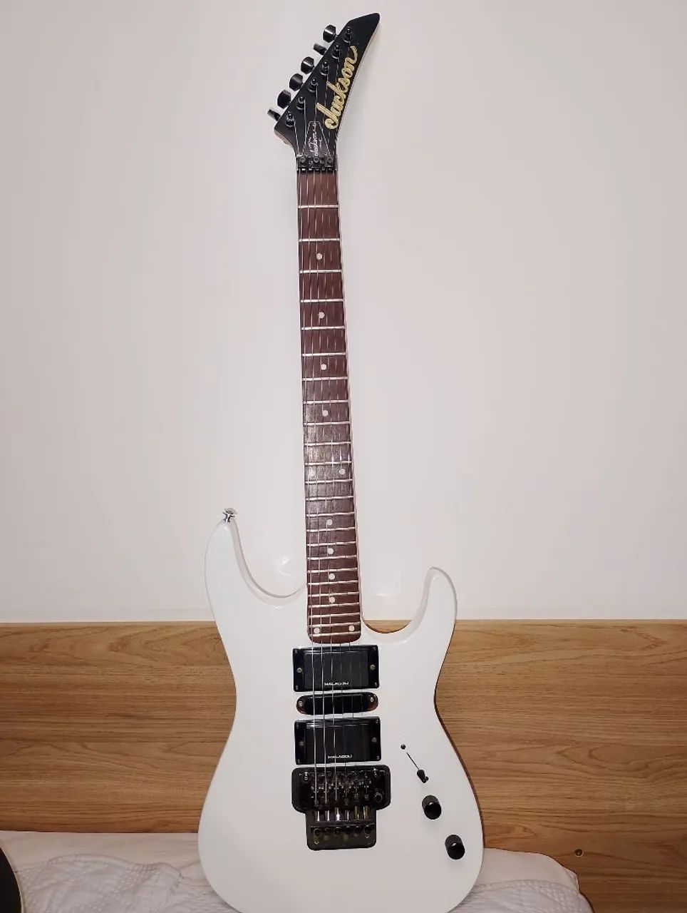 Vendo guitarra ou troco por baixo