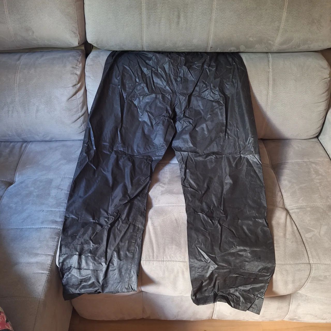 Calça esportiva preta