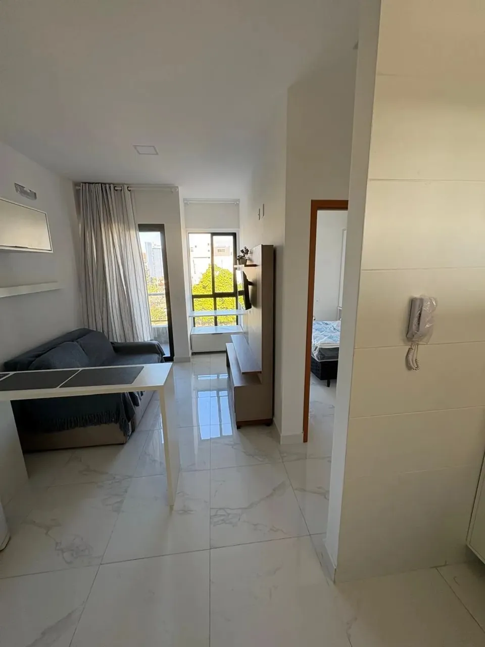 alugo apartamento de um quarto mobiliado em intermares
