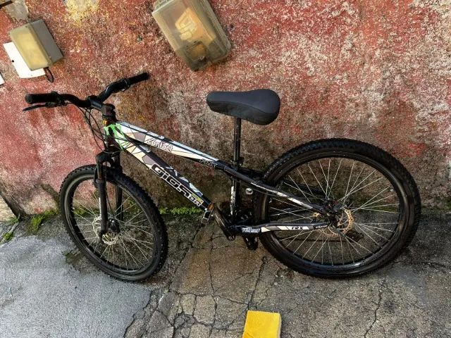 Bicicleta, trocar macaquinho.