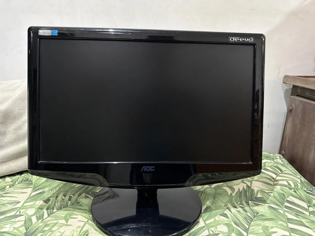 Monitor AOC