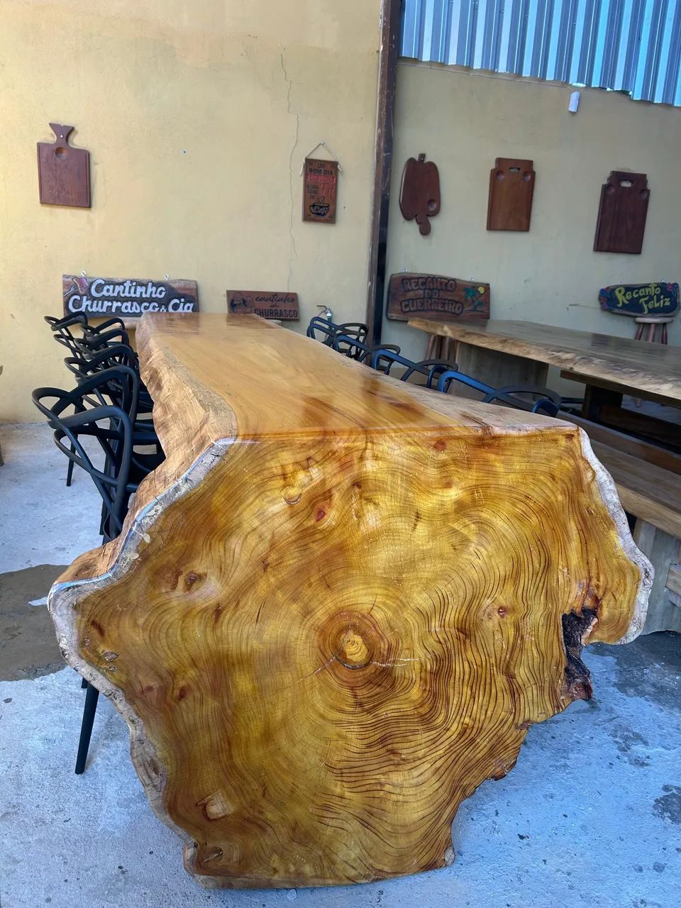 Mesa em madeira maciça  - Foto 5