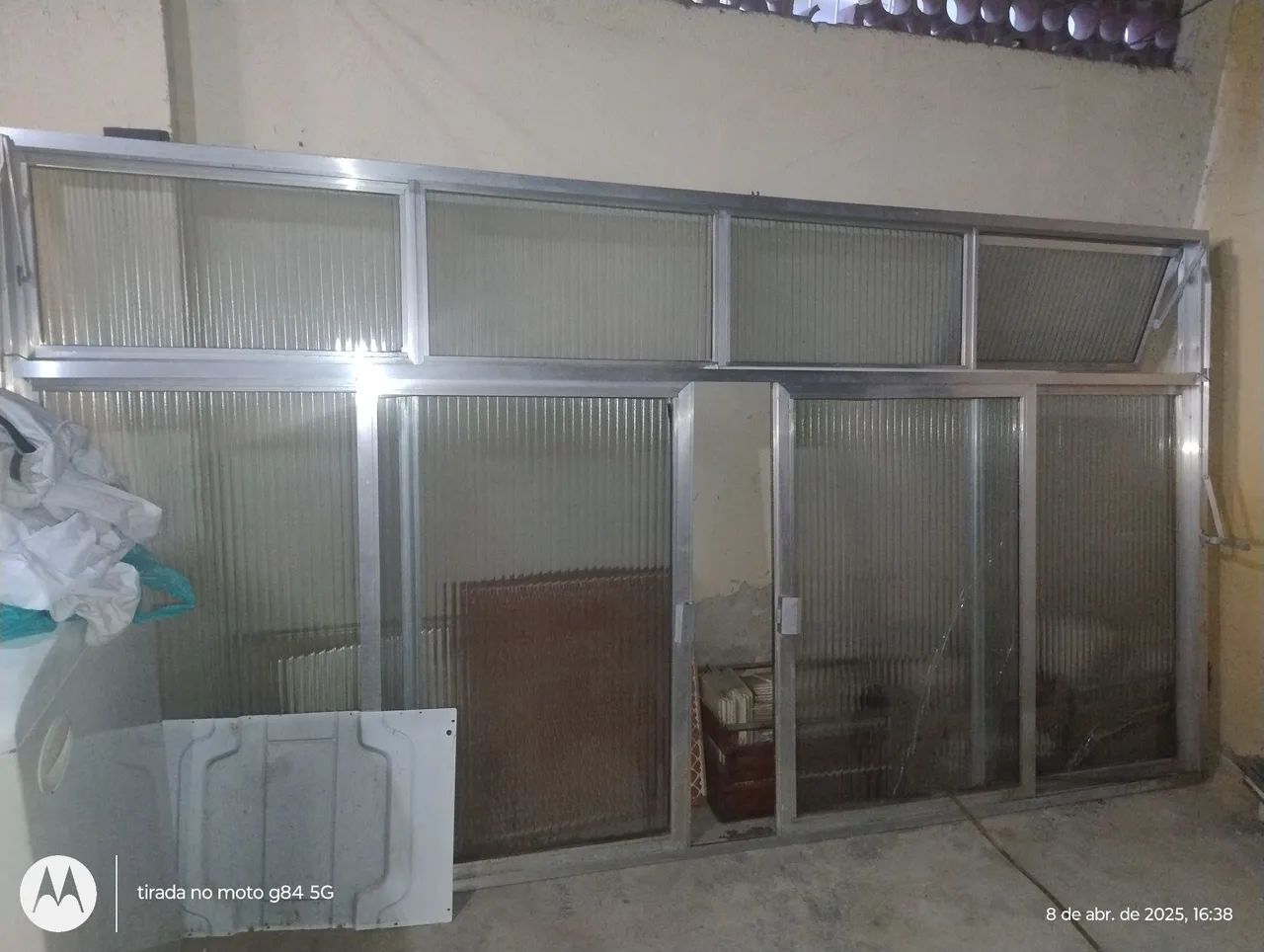 Janela de Alumínio grande- Ótimo estado!