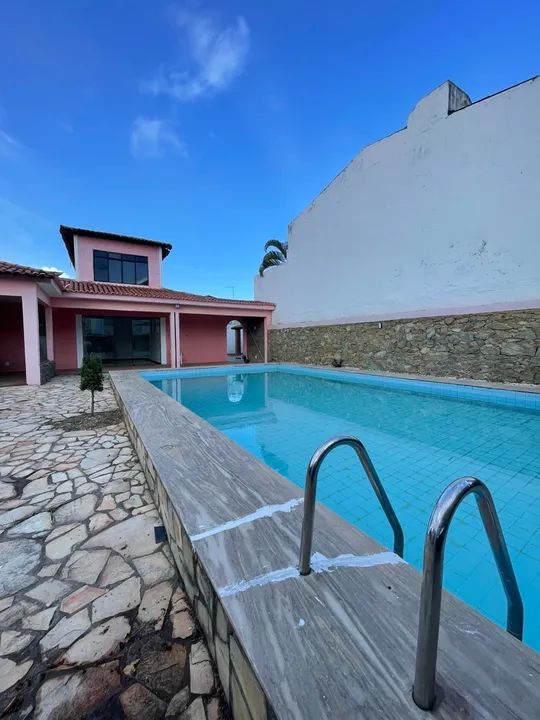 Casa com piscina em rua Pública próximo a Orla - Foto 5