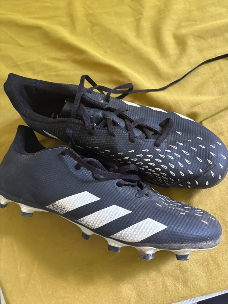 Chuteira Adidas Predator