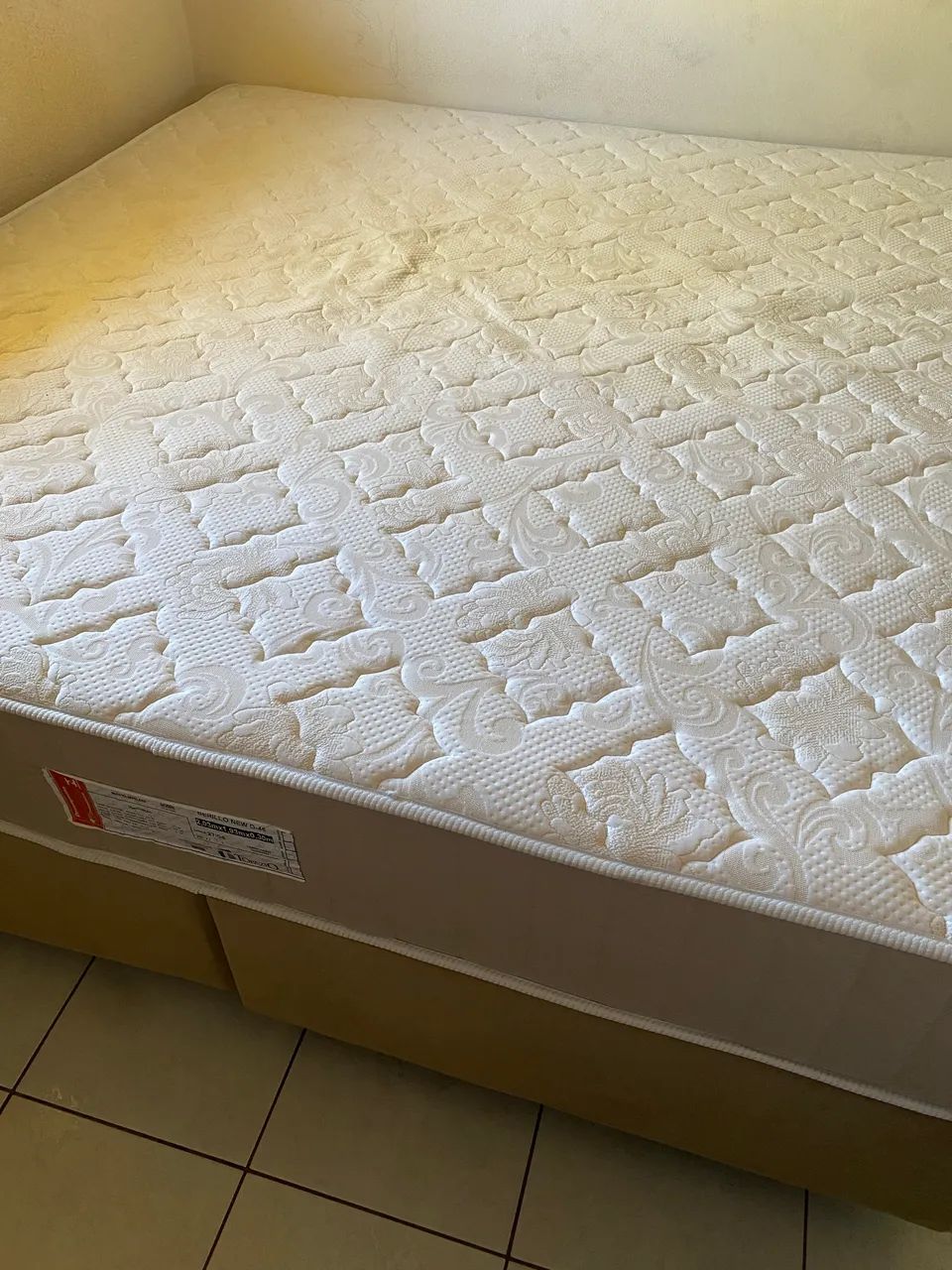 Cama super king quem
