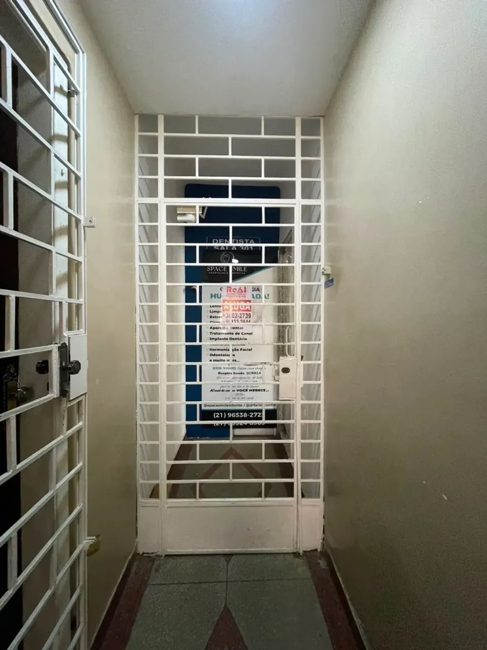 Sala Comercial c/ recepção, copa e banheiro em Alcântara | São Gonçalo