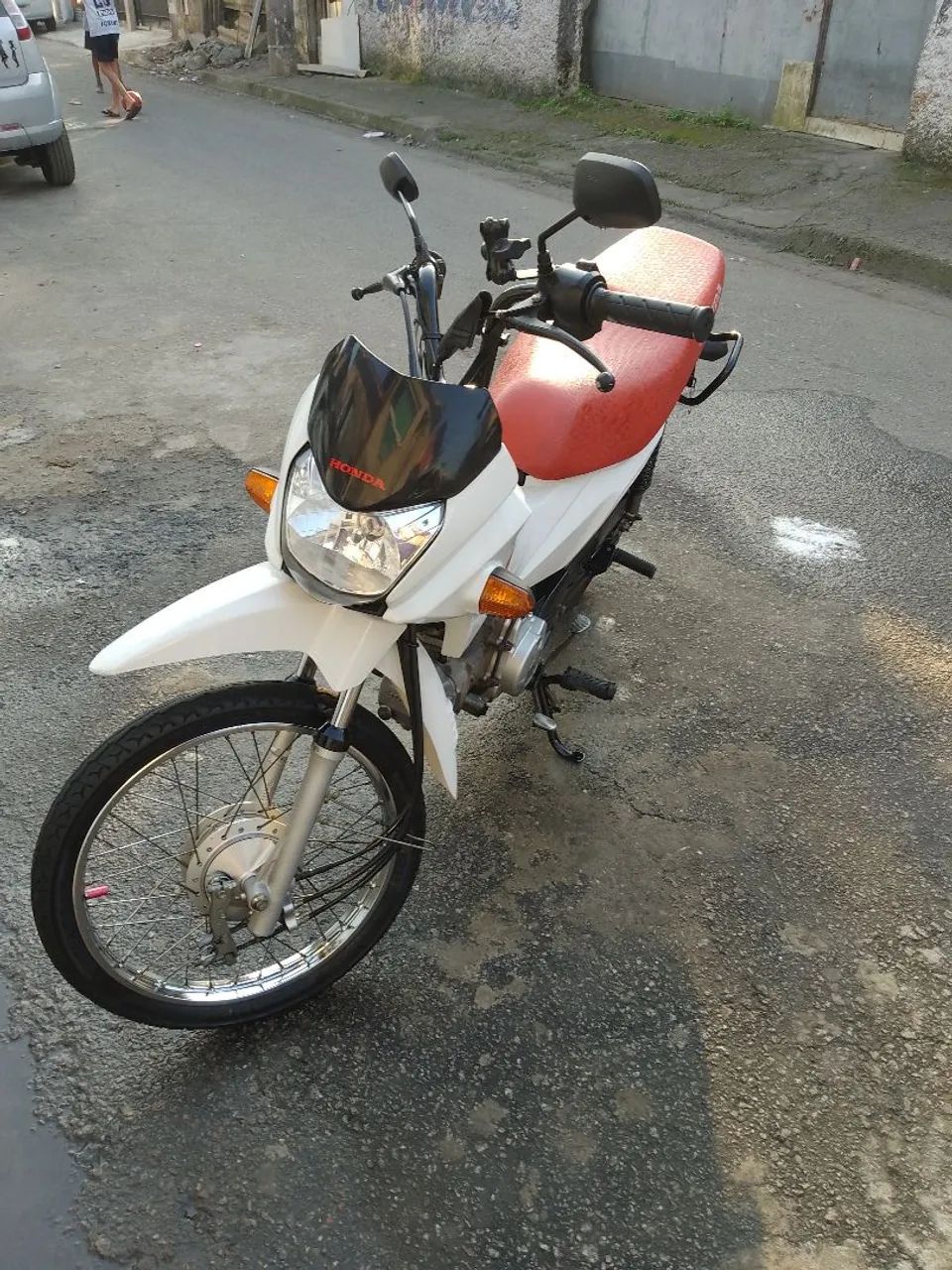 Moto bem conservada 