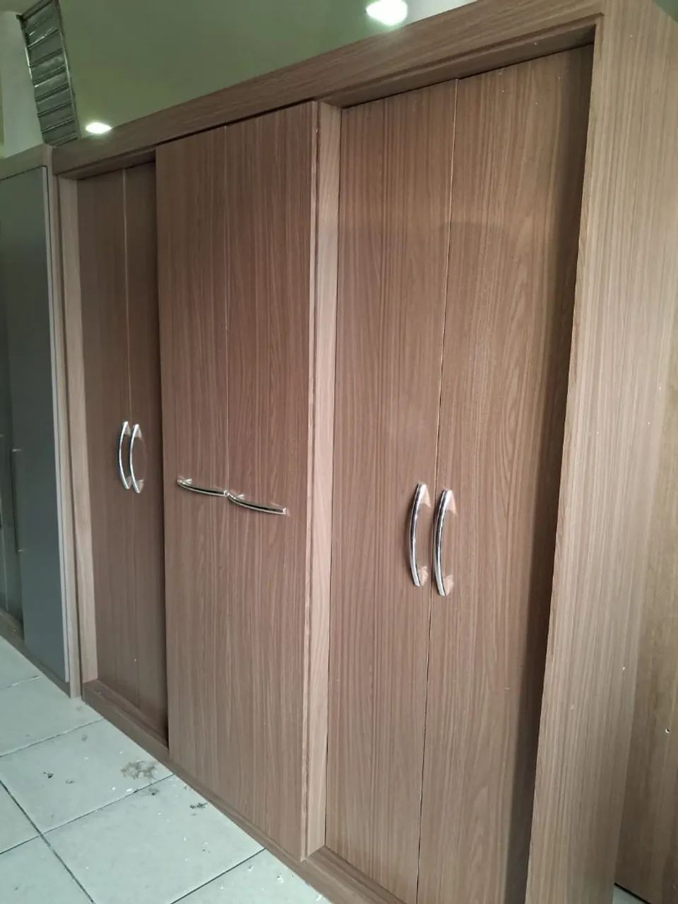 GUARDA ROUPA CASAL 
