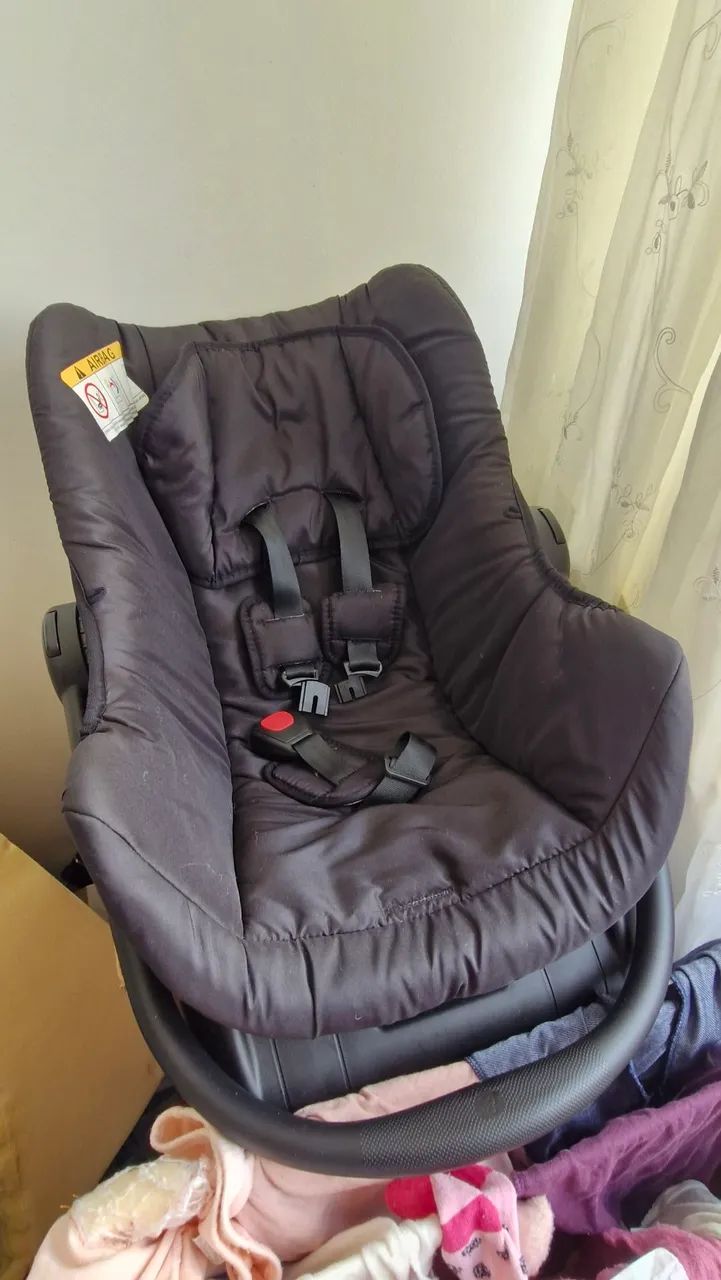 Conjunto Bebê Conforto Grid Black com Base Fixação Galzerano - Foto 5