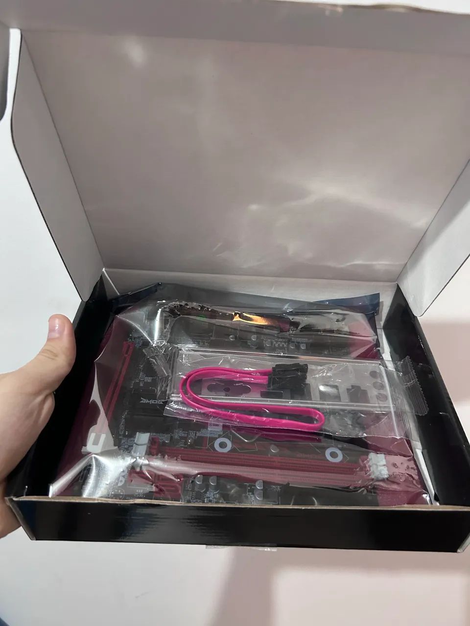 Placa mãe LGA 1150 4 e 5g Intel  - Foto 2