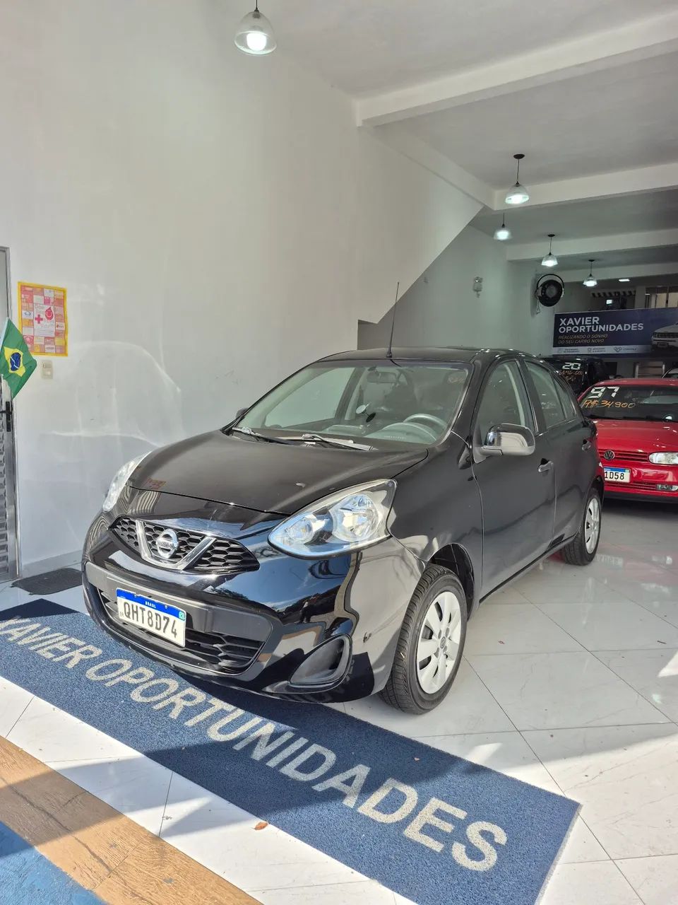 Nissan March 2016