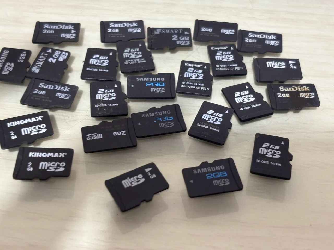 25 cartões de memória de 2GB