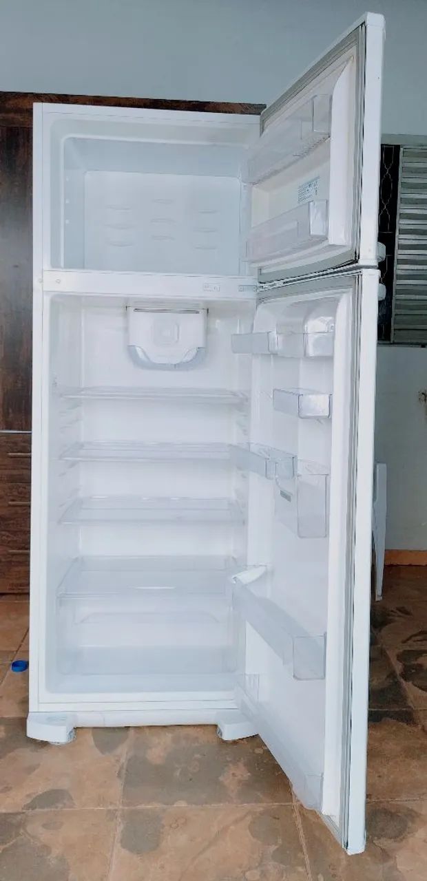 Geladeira Duplex Eletrolux 220vlts - Foto 2