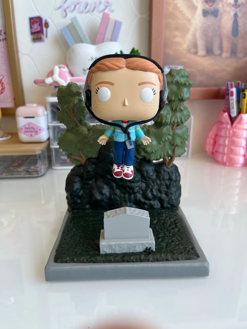 Funko POP! Max at Cemetery (1544) - Foto 2