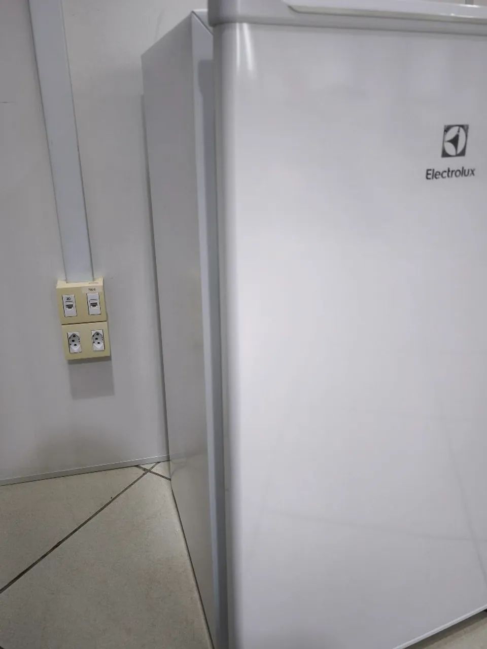 Frigobar Electrolux 90L - Foto 2