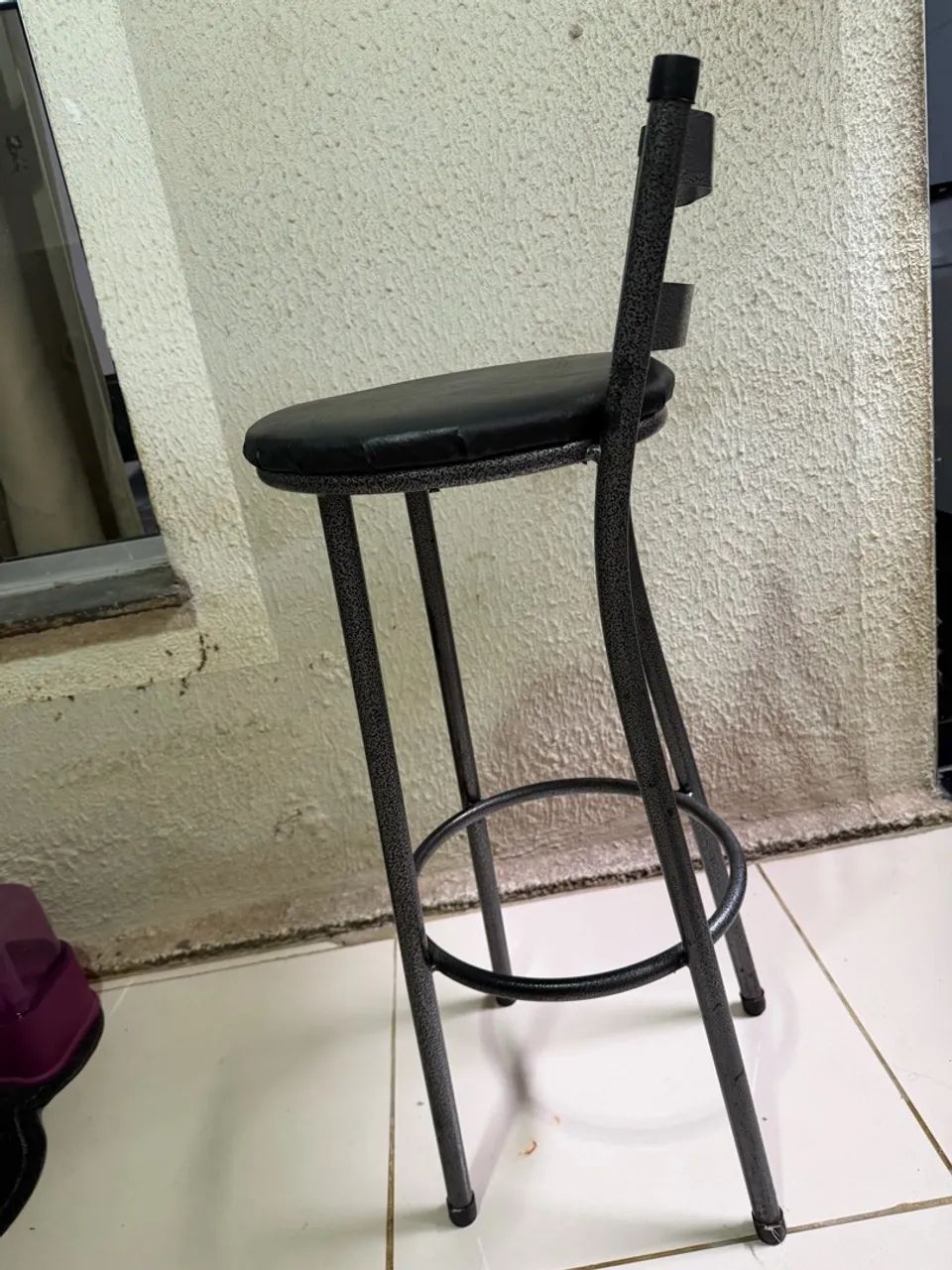 4 Banquetas Altas Pretas - Foto 2