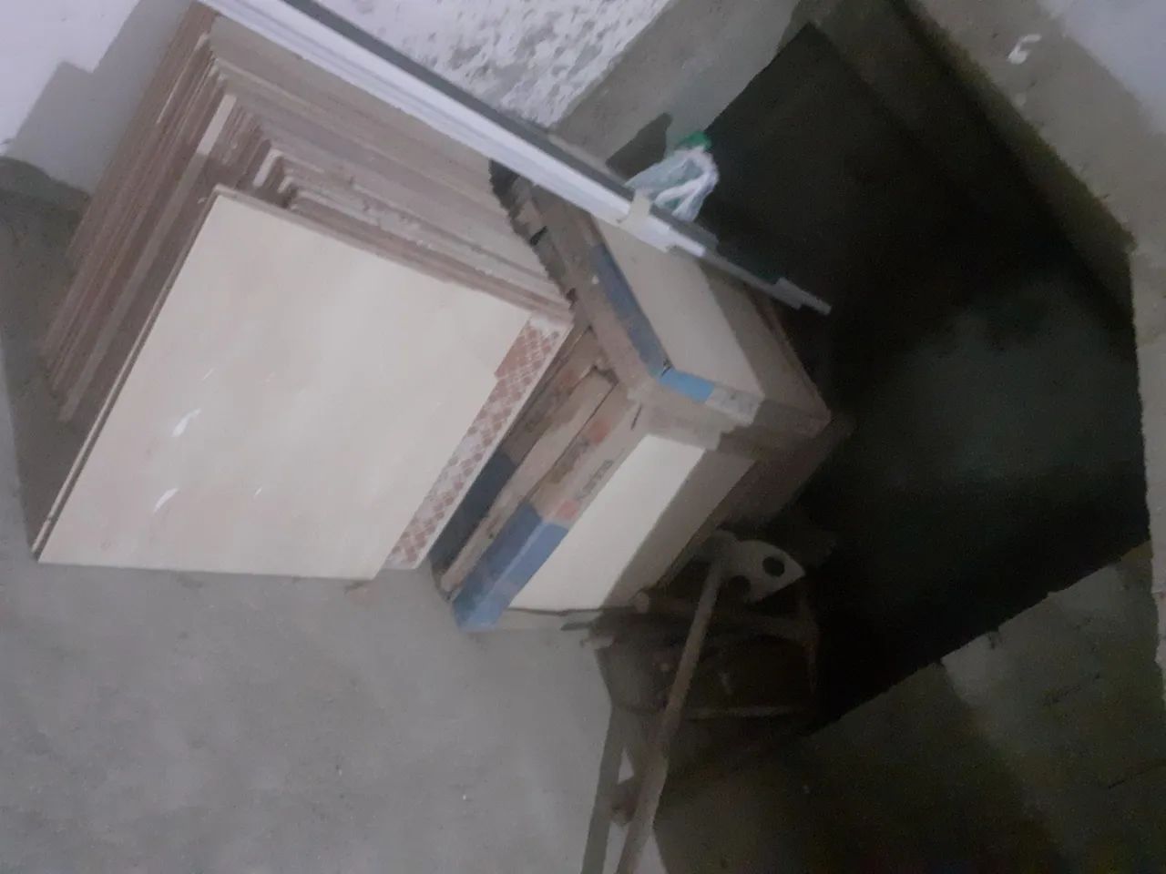 Lote de Cerâmica Bege Claro - Elegância e Conforto - Foto 2