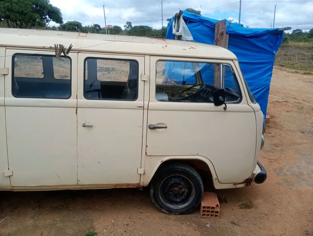 Volkswagen Kombi 1.6 8v Gasolina Mec. 1984