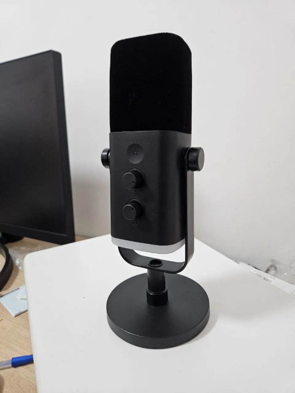 Microfone dinâmico USB/XLR - Fifine AM8 - Lacrado! - Foto 3