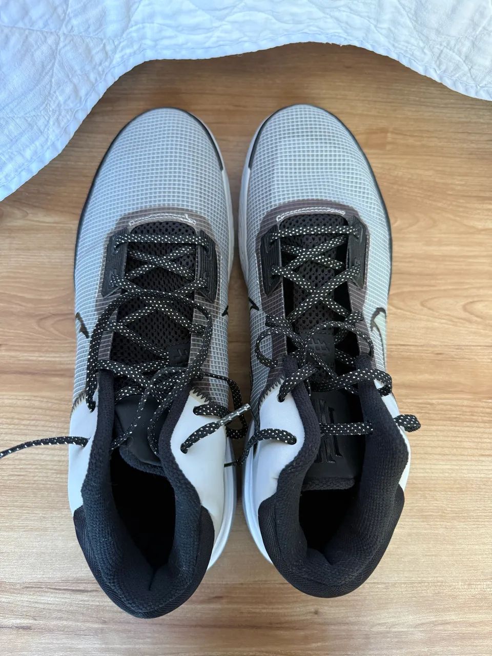 Nike Kyrie Flytrap 4 'Wolf Grey White' TAMANHO 46 - Foto 3