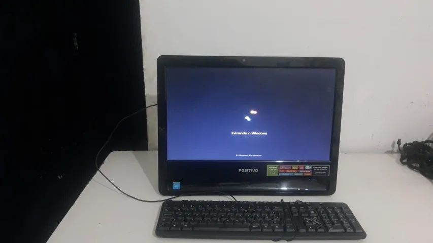 COMPUTADOR ALL IN ONE - Foto 3