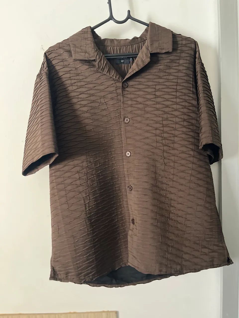 Camisa marrom texturizada premium ? estilo vintage/resort  - Foto 5